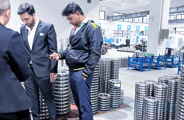 Mingyang flanges have sufficient inventory and reliable quality. They all chose Mingyang